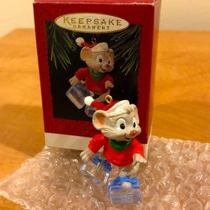 Hallmark MIB 1995 keepsake holiday ornament